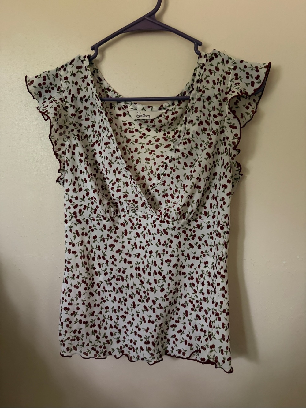 Speechless Cream Cherry-Print Ruffle V-Neck Top